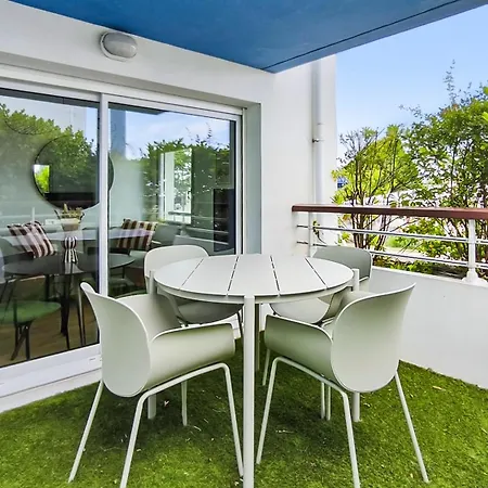 T2 Moderne Avec Terrasse & Parking Prive - 4 Personnes