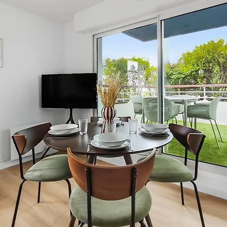 T2 Moderne Avec Terrasse & Parking Prive - 4 Personnes Апартаменты Порнише