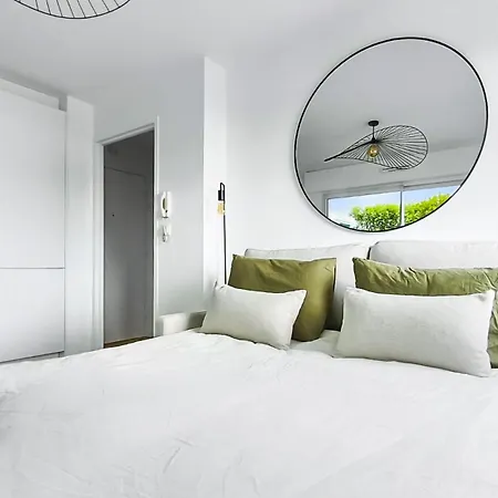 Апартаменты T2 Moderne Avec Terrasse & Parking Prive - 4 Personnes Порнише