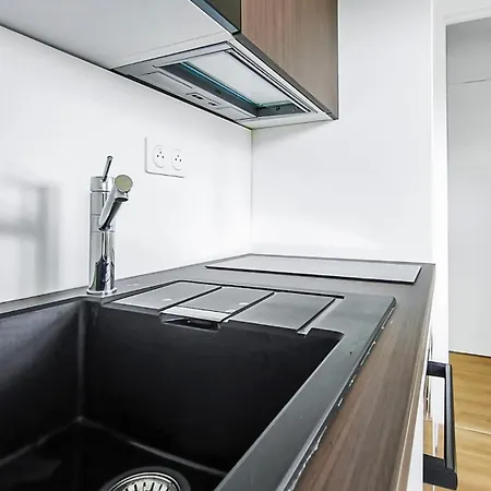 T2 Moderne Avec Terrasse & Parking Prive - 4 Personnes Апартаменты